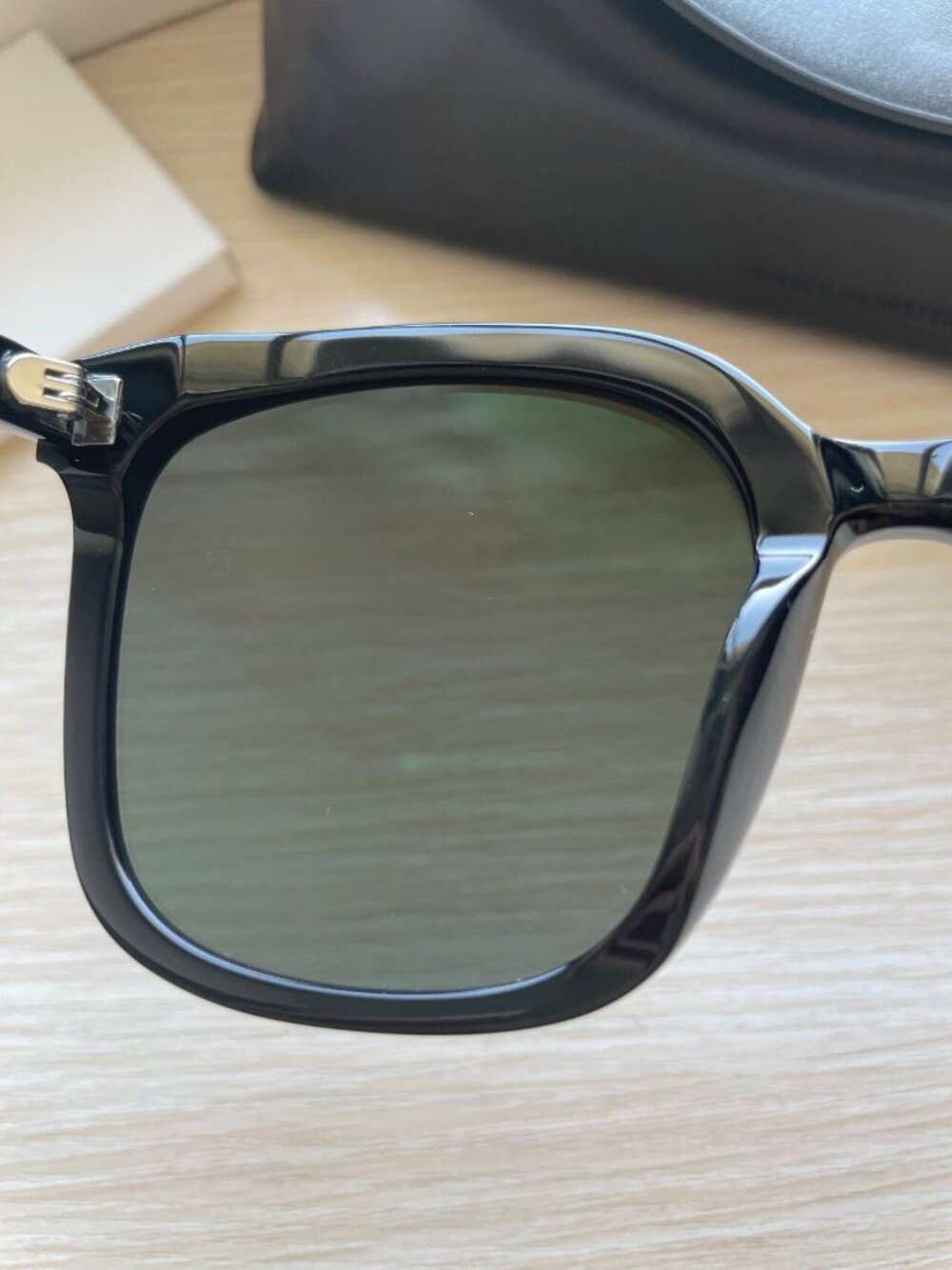 Gentle Monster FRIDA C1 Black Oversized Sunglasses - Gem